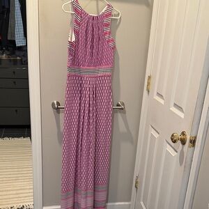 Chic Pink and White Patterned Maxi Dress